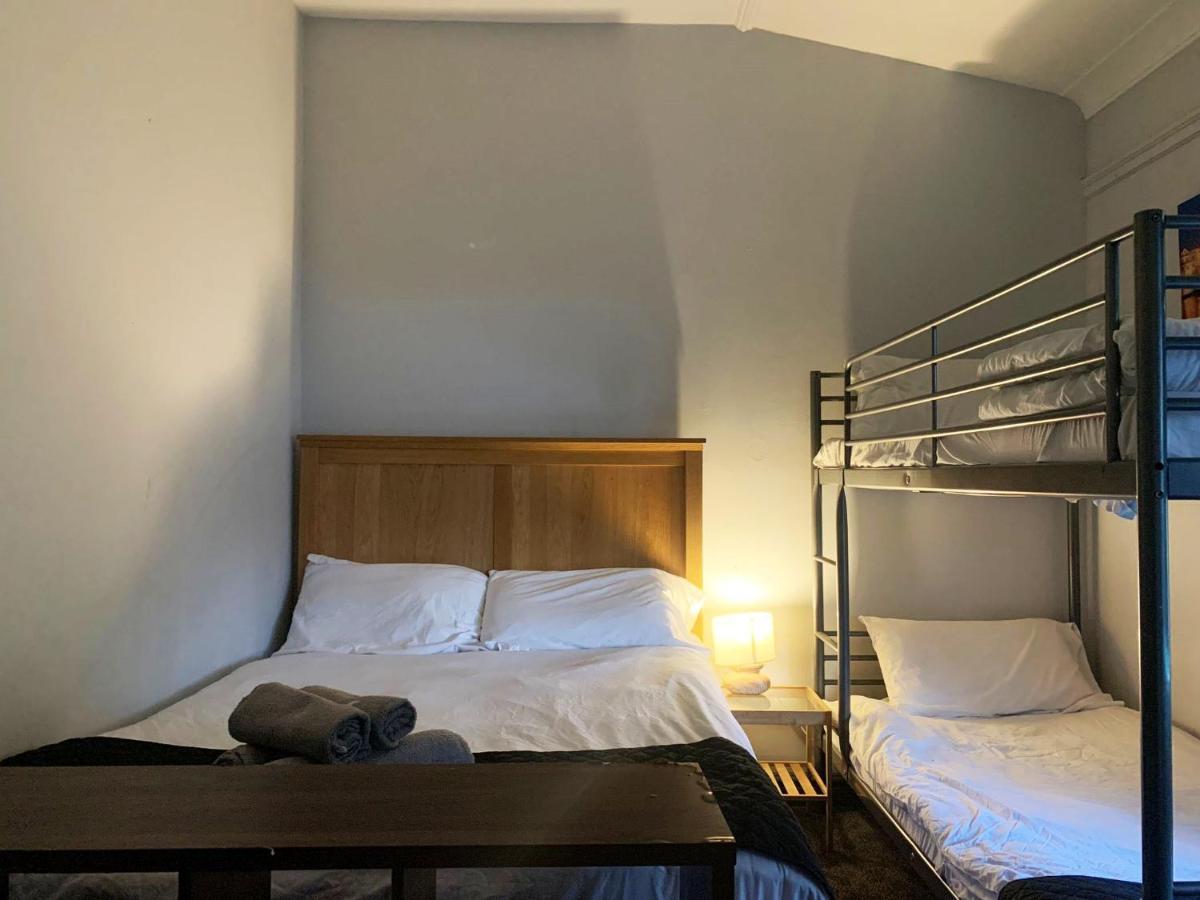 Gorton Mount Hotel Μάντσεστερ Δωμάτιο φωτογραφία